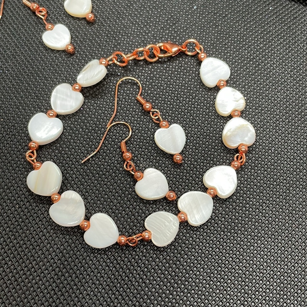 Shell heart valentines bracelet with matching earrings